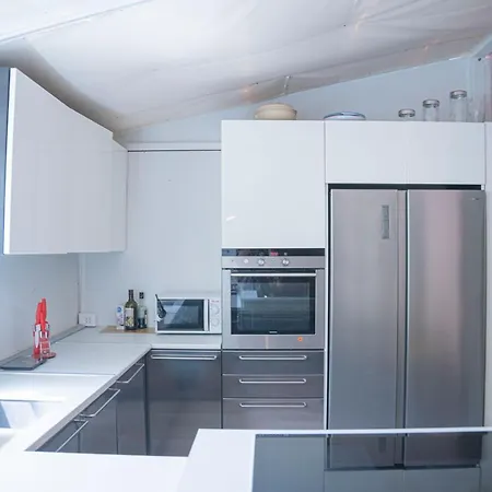 Villa Flores Dehor Privato E Giardino Centro Citta, 450M Mare