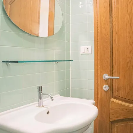 Villa Flores Dehor Privato E Giardino Centro Citta, 450M Mare *