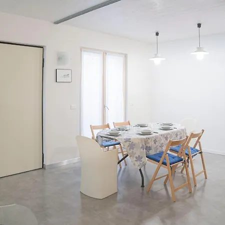 Holiday home Villa Flores Dehor Privato E Giardino Centro Citta, 450M Mare Sestri Levante