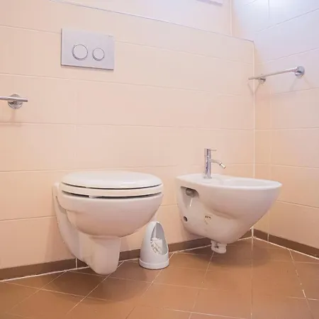 Villa Flores Dehor Privato E Giardino Centro Citta, 450M Mare Sestri Levante